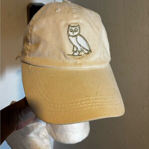 Drake OVO Octobers Own Owl Dad hat Strapback White unisex collectors cap y2k